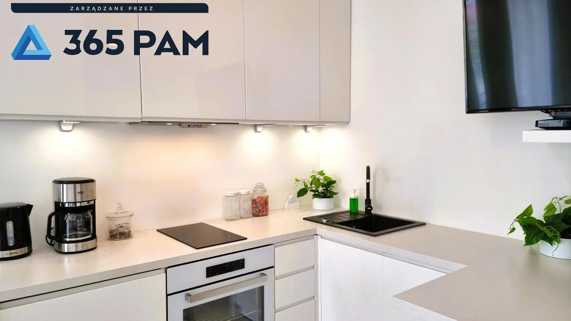 Apartamenty Azure - Basen Zewnetrzny, Jacuzzi - 365Pam Kolobrzeg Apartment